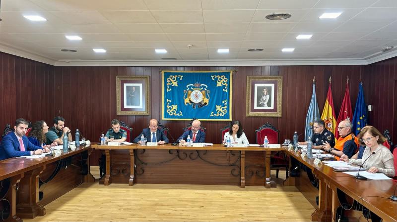 La Junta Local de Seguridad de El Escorial revisa los dispositivos de seguridad de las próximas festividades locales