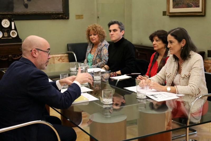 El delegado del Gobierno recuerda que “el compromiso del Gobierno de España con la vivienda en la ciudad de Madrid es total”