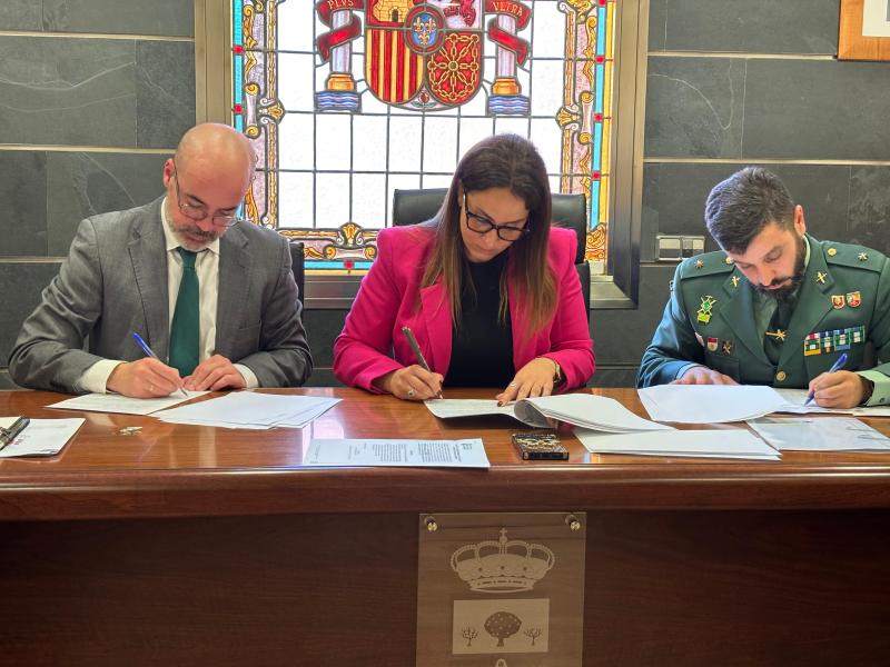Sistema VioGén: Moraleja de Enmedio refuerza su lucha contra la violencia de género firmando el protocolo de coordinación para la protección de las víctimas Sistema VioGén: Moraleja de Enmedio refuerza su lucha contra la violencia de género firmando el protocolo de coordinación para la protección de las víctimas