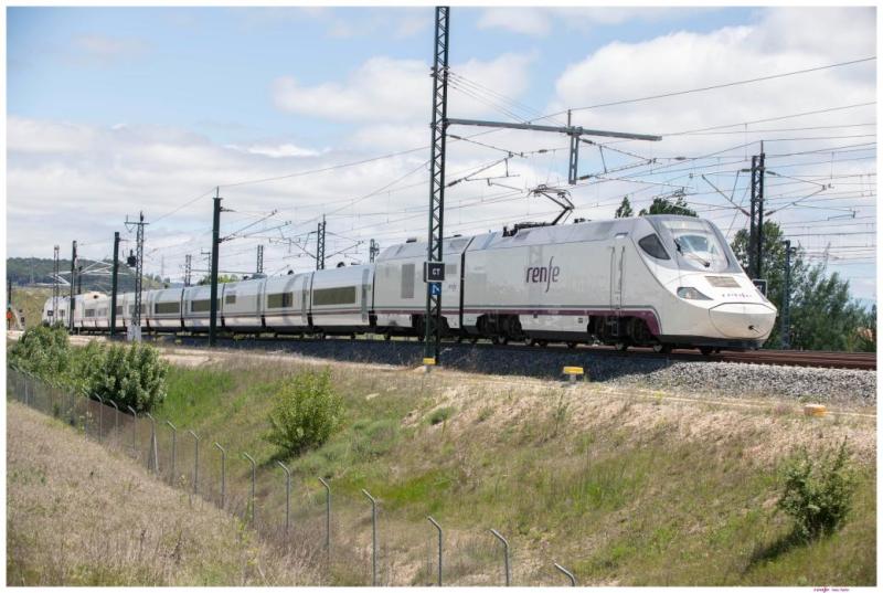 Transportes aumenta a una tercera frecuencia diaria el servicio Alvia entre Badajoz y Madrid a partir del 9 de junio Transportes aumenta a una tercera frecuencia diaria el servicio Alvia entre Badajoz y Madrid a partir del 9 de junio