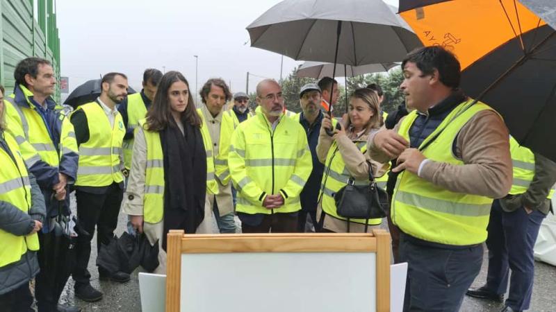 El Gobierno de España impulsa la instalación de pantallas acústicas en la A1 y el nuevo punto limpio de Lozoyuela, financiado con fondos europeos El Gobierno de España impulsa la instalación de pantallas acústicas en la A1 y el nuevo punto limpio de Lozoyuela, financiado con fondos europeos