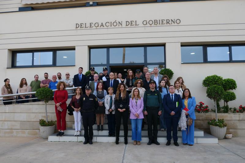 Melilla guarda un minuto de silencio en repulsa del último asesinato machista