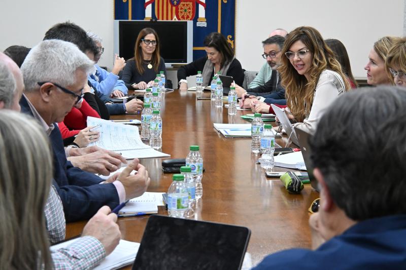 Reunión de coordinación de Planes de Empleo de Sabrina Moh con todos los centros educativos de la ciudad