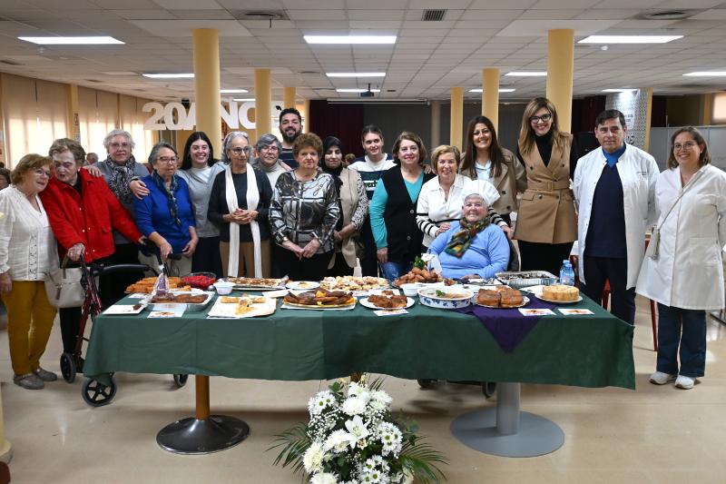 El Centro Social de Mayores celebra su tradicional concurso de postres de Semana Santa