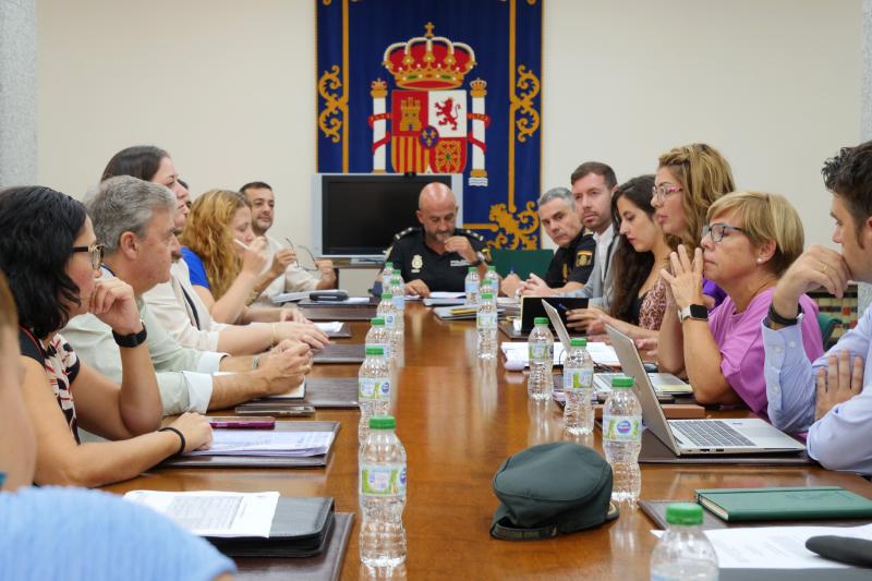 El Gobierno de España culmina el proceso administrativo para la reubicación de los primeros menores migrantes no acompañados llegados tras la declaración de contingencia migratoria