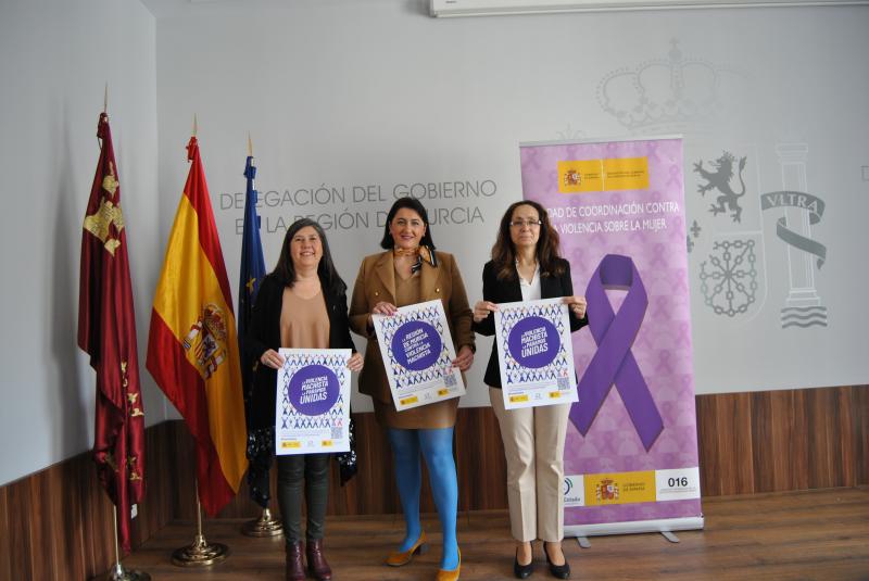La campaña Punto Violeta se extiende a las ópticas de la Región de Murcia para ofrecer información a las víctimas de violencia de género