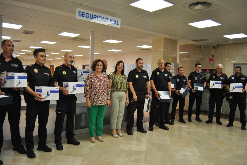 Rives entrega a trece ayuntamientos de la Región de Murcia 680 test indiciarios para el control de consumo de drogas en conductores en el ámbito urbano