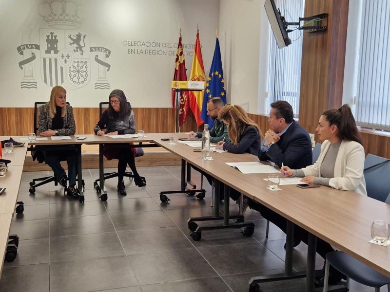 Más de 30.000 ecuatorianos residentes en la Región de Murcia están llamados a las urnas en las Elecciones Generales de Ecuador que se celebran el próximo domingo Más de 30.000 ecuatorianos residentes en la Región de Murcia están llamados a las urnas en las Elecciones Generales de Ecuador que se celebran el próximo domingo