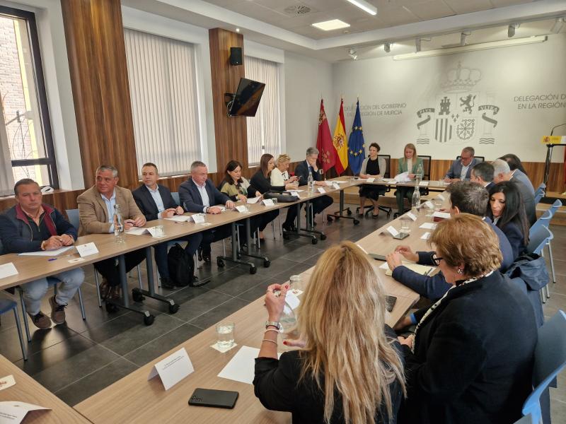 Guevara: “Queremos acercar la administración al ciudadano y garantizar la igualdad de todos en el acceso a los servicios públicos” Guevara: “Queremos acercar la administración al ciudadano y garantizar la igualdad de todos en el acceso a los servicios públicos”
