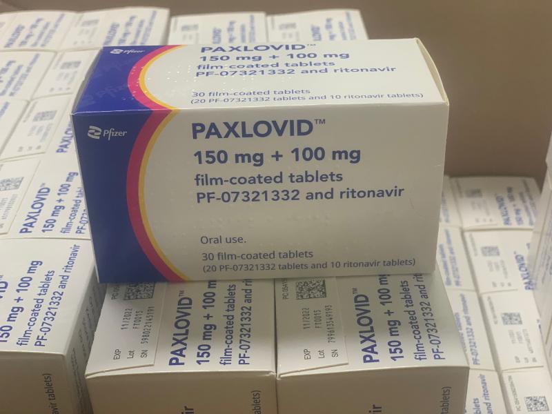 El Ministerio de Sanidad entrega al País Vasco 556 tratamientos del antiviral Paxlovid contra la COVID-19 