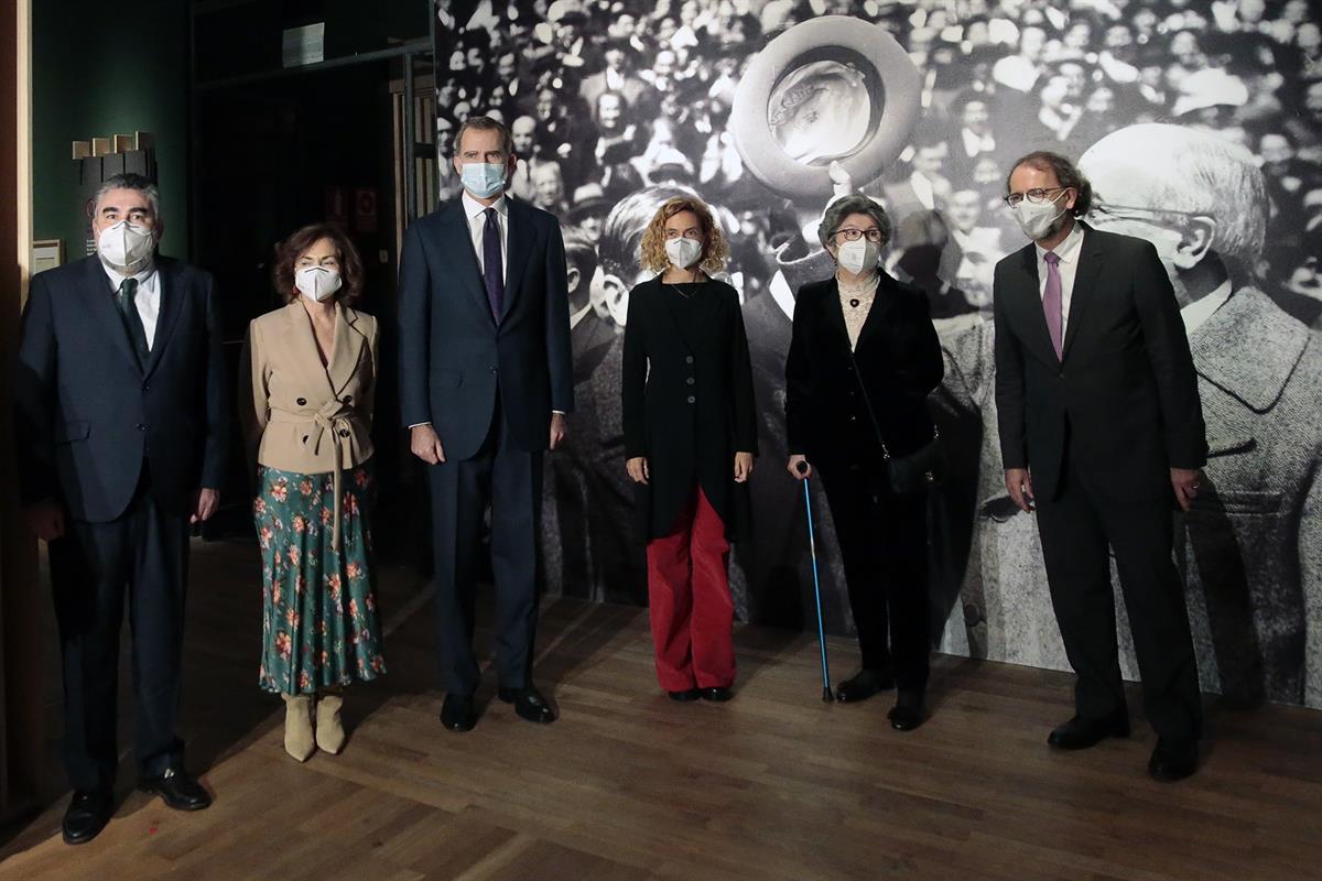 El rey inaugura la exposicion sobre Azaña. Pool Moncloa/J. M. Cuadrado. Biblioteca Nacional, Madrid El rey inaugura la exposicion sobre Azaña. Pool Moncloa/J. M. Cuadrado. Biblioteca Nacional, Madrid