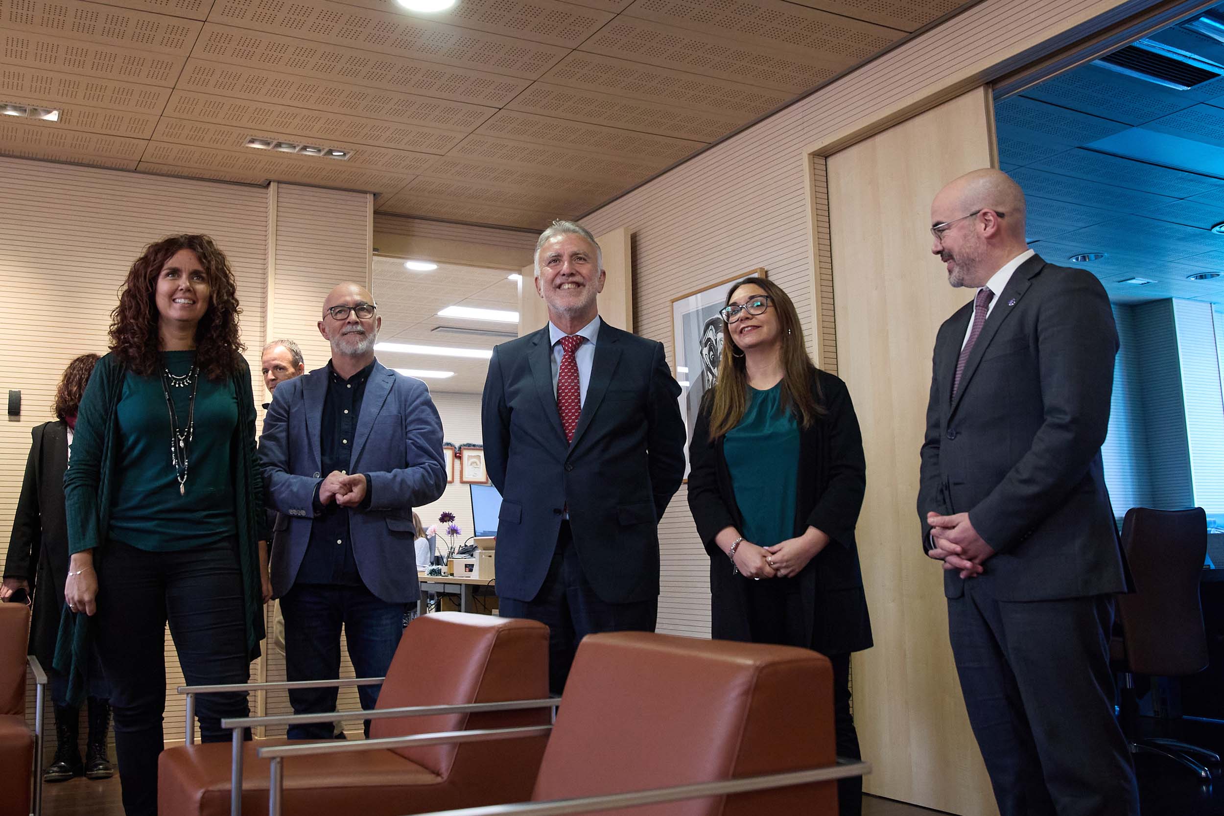 Ángel Víctor Torres considera necesario seguir avanzando en la digitalización y modernización de todos los municipios españoles