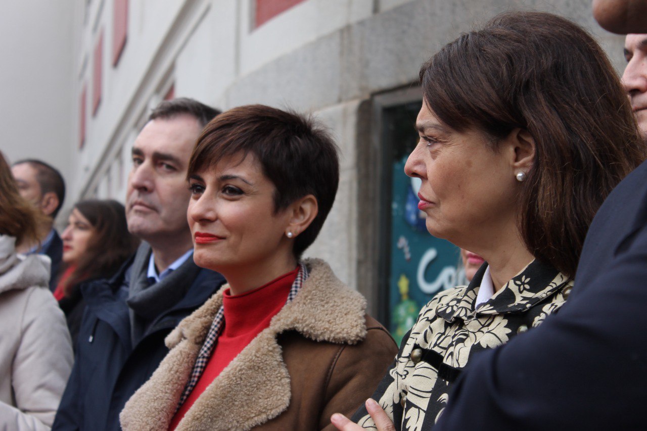 Isabel Rodríguez visita el mercado municipal de Ciudad Real 