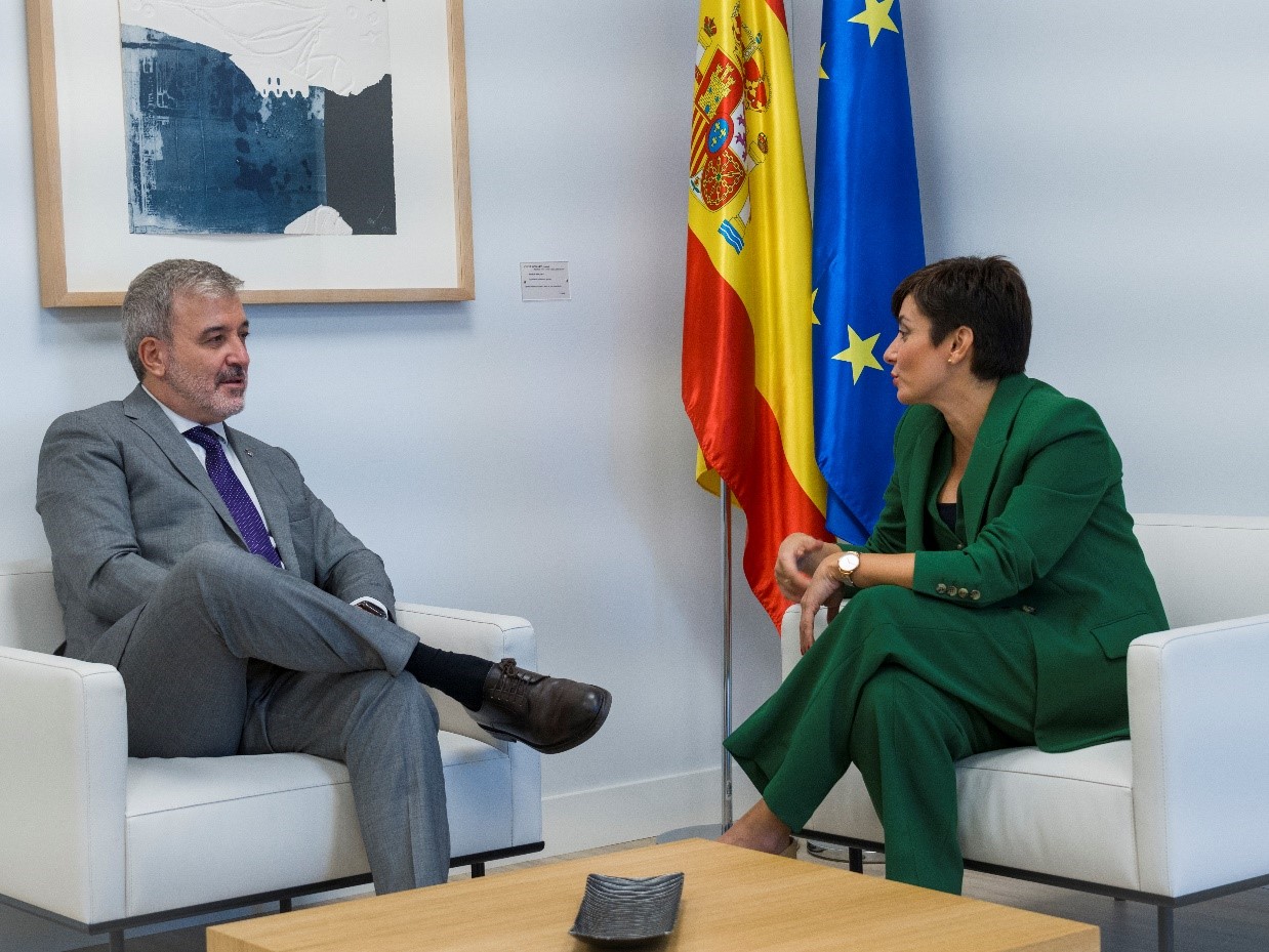 Isabel Rodríguez se compromete con Jaume Collboni a reactivar la convocatoria de la Comisión Interadministrativa a principios de 2024