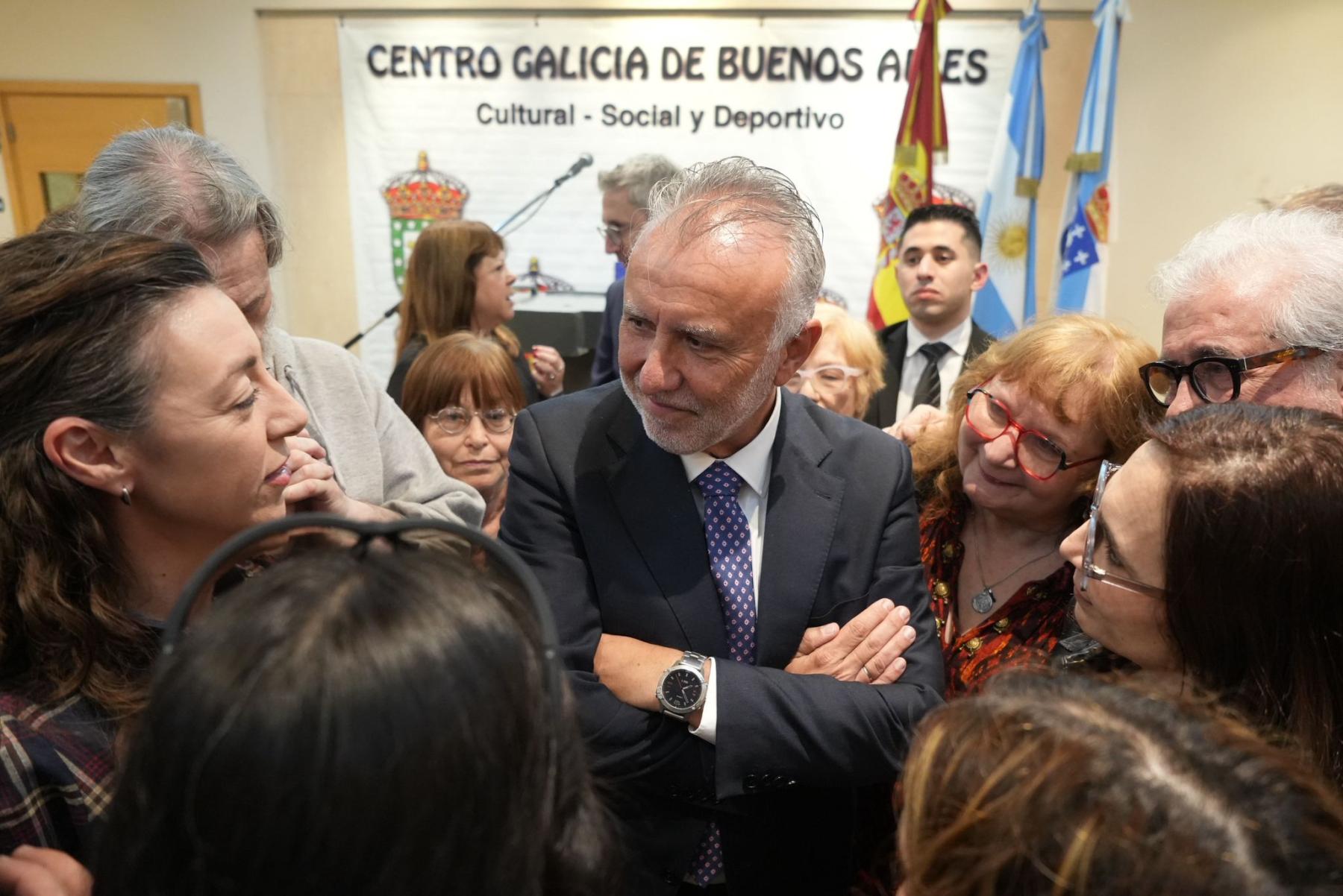 Encuentro con la colectividad española en Buenos Aires (Argentina)