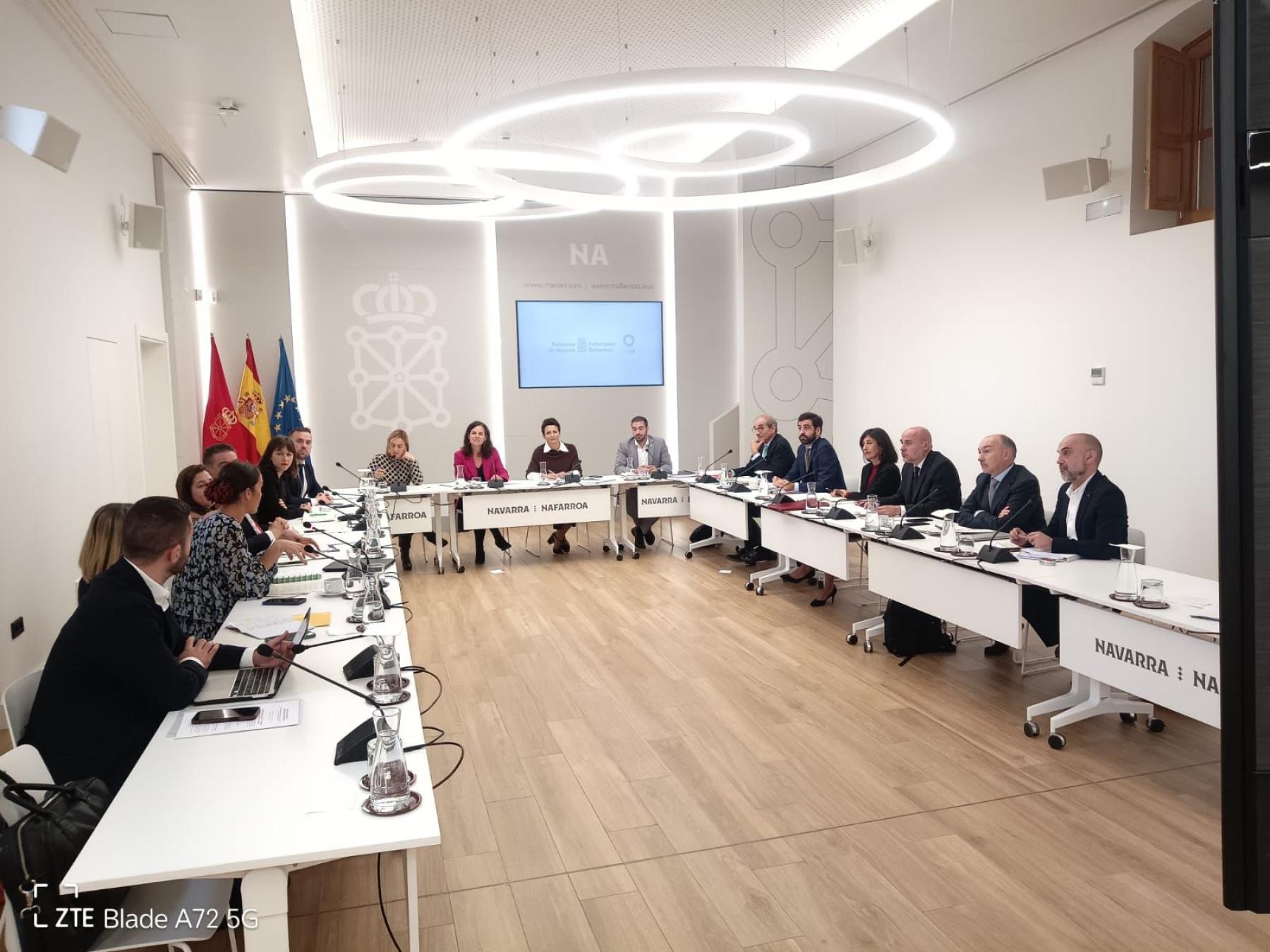 El MPTMD y el MAEUEC avanzan en Pamplona los trabajos sobre la futura Estrategia de Cooperación Transfronteriza con Francia con las CCAA limítrofes y en la que han participado también los Delegados y Delegadas del Gobierno.